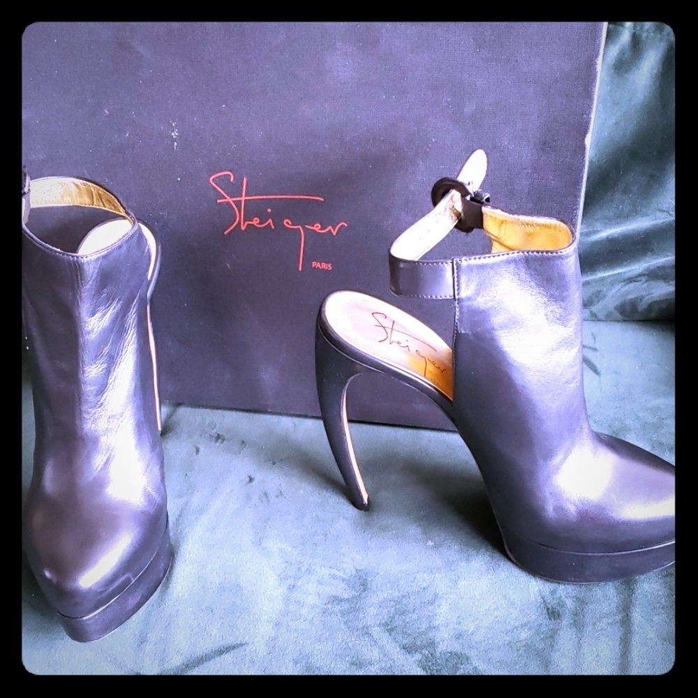 Walter Steiger Pumps